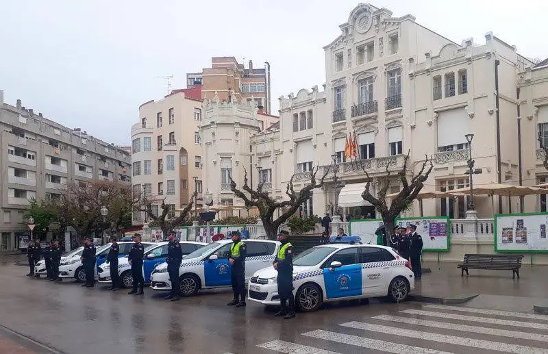 La Polic&iacute;a Local de Huesca ha celebrado la festividad de Santa Cruz, su patrona