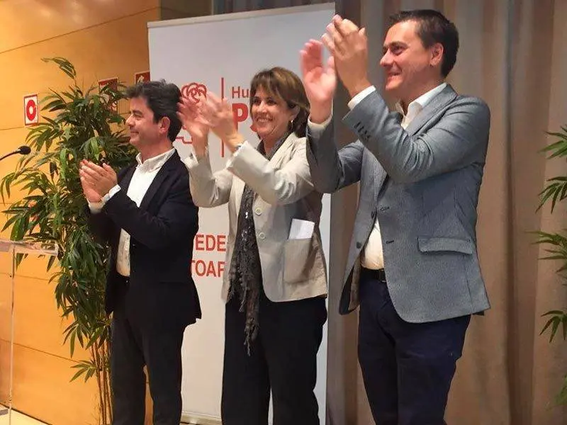 El alcalde de Huesca, Luis Felipe, ha agradecido la presencia de la ministra en la ciudad