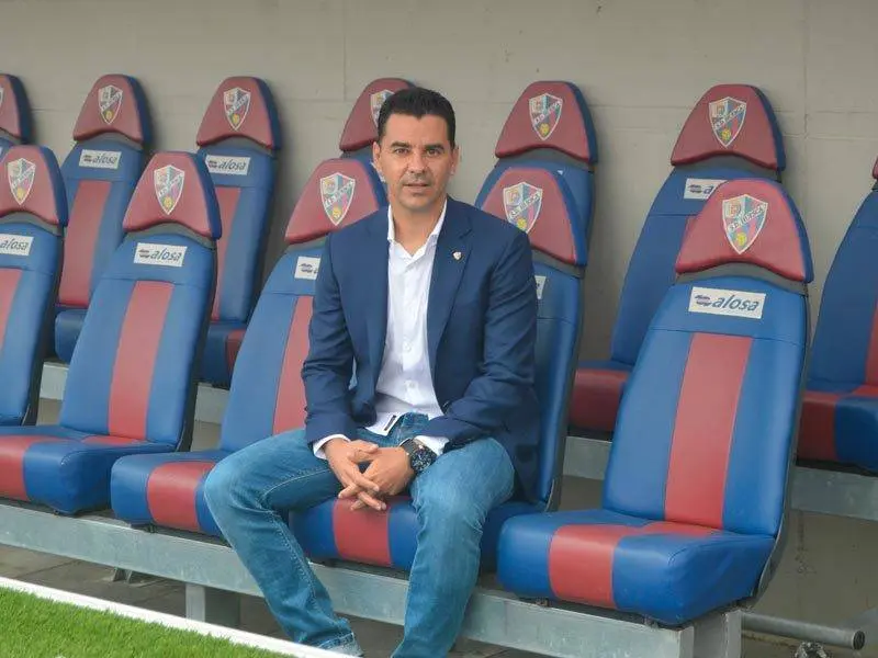 El nuevo entrenador de la S.D.Huesca no quiere hablar de ascenso tan pronto