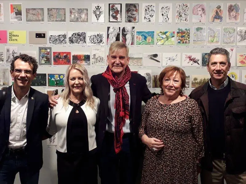 La sala 4&ordm; Espacio de la DPZ acoge hasta el lunes la X edici&oacute;n de este evento cultural y solidario en el que se podr&aacute;n adquirir postales de Eva Armis&eacute;n, Julia Dorado Pepe Cerd&aacute;, Jorge Gay y otros muchos creadores