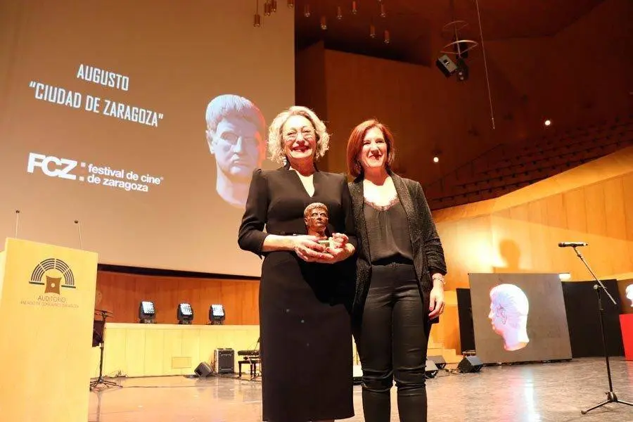 Luisa Gavasa ha recibido el Premio Augusto Ciudad de Zaragoza