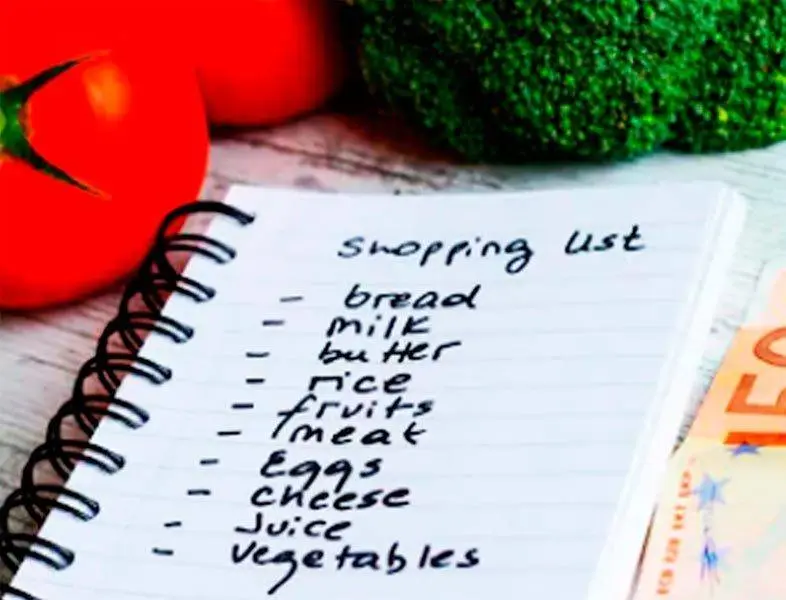 Los expertos recomiendan planificar tanto la compra como las comidas y las cenas de toda la semana 
