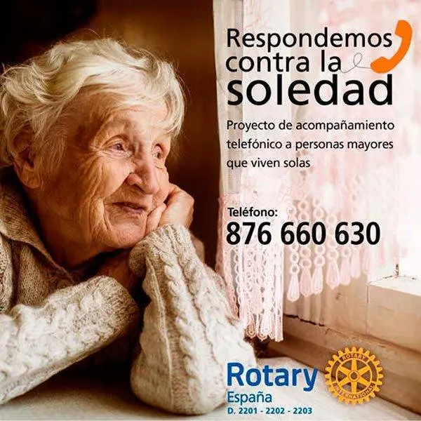 A trav&eacute;s de la iniciativa "Respondemos contra la soledad", siete voluntarios de la instituci&oacute;n rotaria zaragozana atienden a los mayores que se encuentran solos en sus hogares 
 
