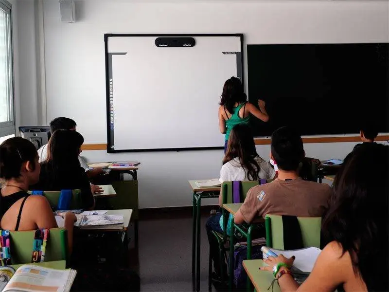 Los protocolos incluyen medidas y recomendaciones que van desde el desplazamiento de los estudiantes hasta la correcci&oacute;n por parte de los docentes