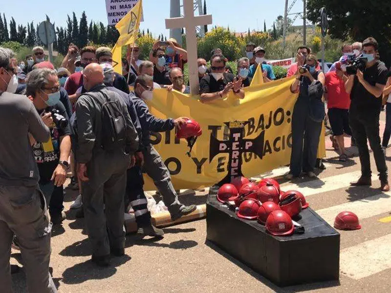 Los trabajadores se han concentrado este martes ante la puerta de la instalaci&oacute;n