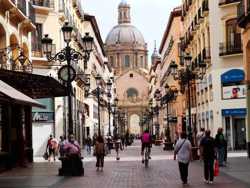 Las principales medidas establecidas imponen un mayor control de aforo para comercios, locales o zonas de ocio