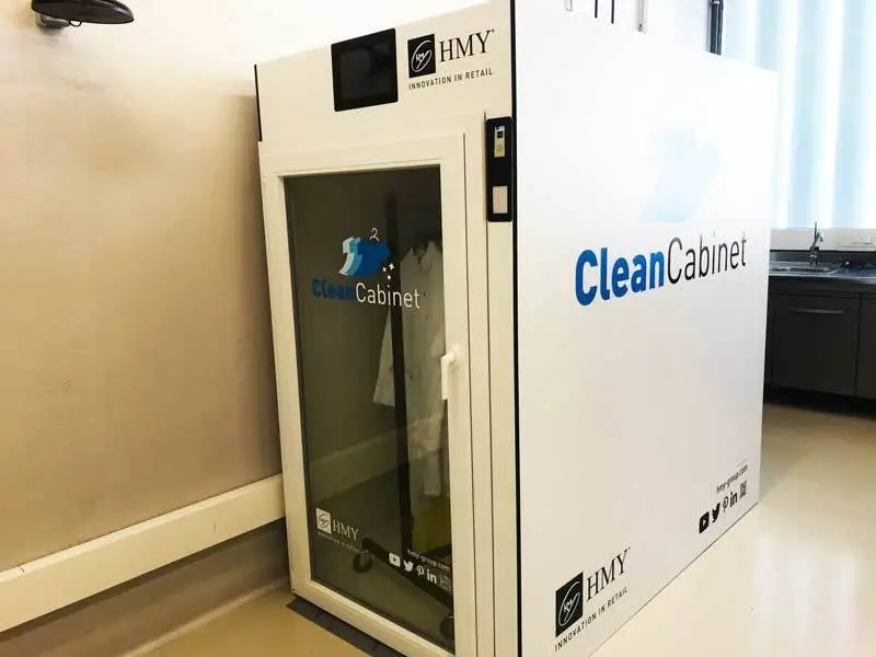 La cabina de limpieza para textiles ha sido desarrollada por la multinacional HMY, especializada en soluciones para retail 