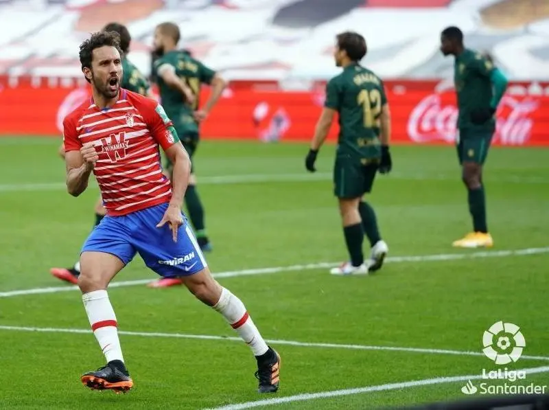 El Granada remont&oacute; dos goles en apenas dos minutos para firmar el empate. Foto: La Liga
