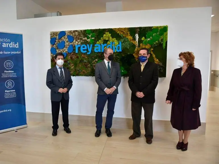 El presidente de Arag&oacute;n, Javier Lamb&aacute;n, ha visitado este viernes el centro