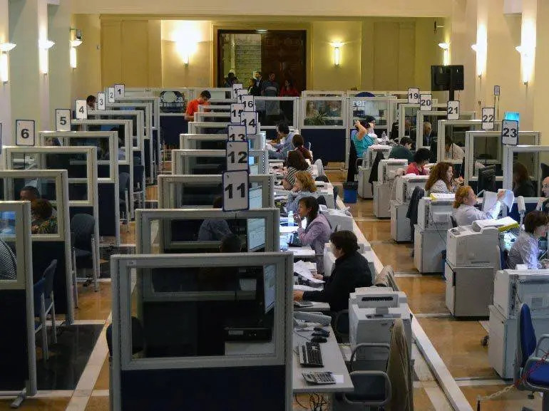 La atenci&oacute;n presencial en oficinas se iniciar&aacute; el 2 de junio. Foto de archivo