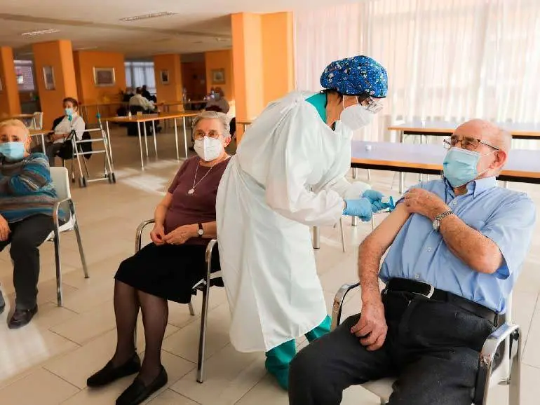 En total, se han administrado 294.171 dosis