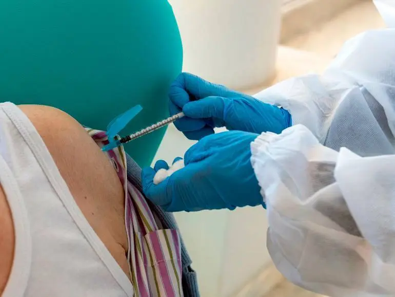 El lugar elegido para comenzar esta vacunaci&oacute;n de Janssen ha sido el Centro de Salud de Las Fuentes Norte