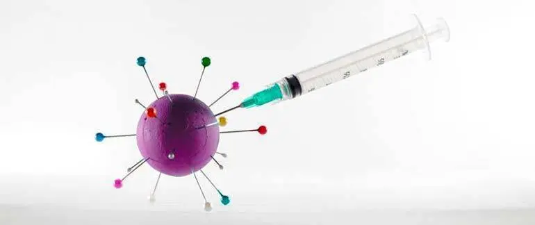 La "variante sudafricana" podr&iacute;a ser resistente a la vacuna de Pfizer y BioNTech