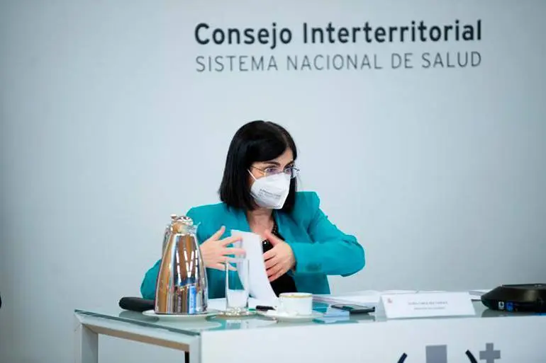 La ministra de Sanidad, Carolina Darias