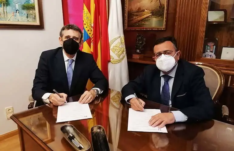El Colegio de Mediadores de Seguros de Zaragoza y Asefa Seguros han rubricado un acuerdo de colaboraci&oacute;n 
