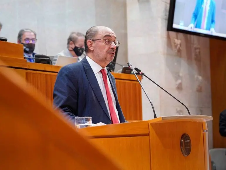 El presidente ha remarcado que su Ejecutivo no fue informado de que este paciente iba a aterrizar en la base militar de Zaragoza