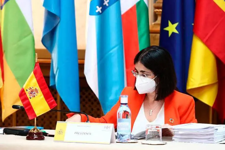 La ministra de Sanidad, Carolina Darias