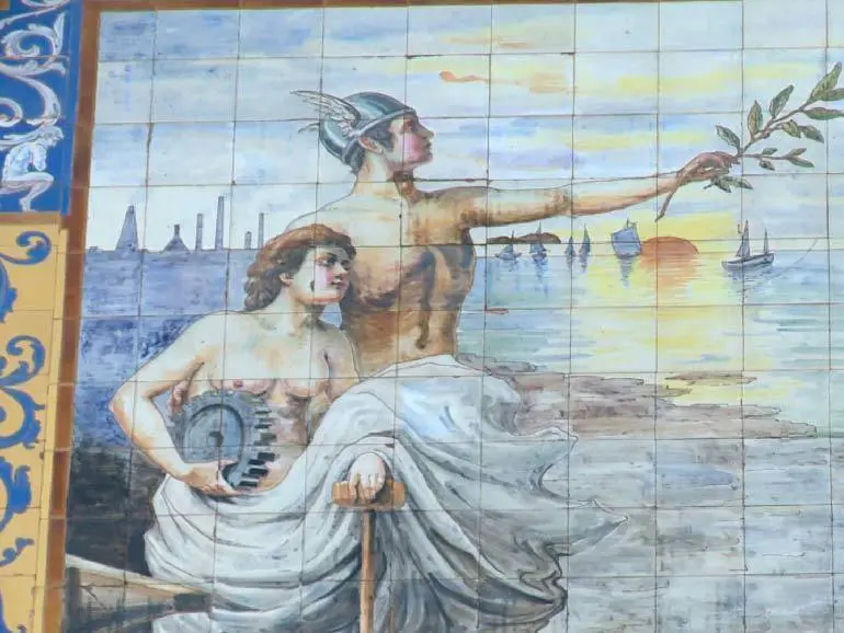 En el Palacio de Larrinaga abundan los motivos marineros