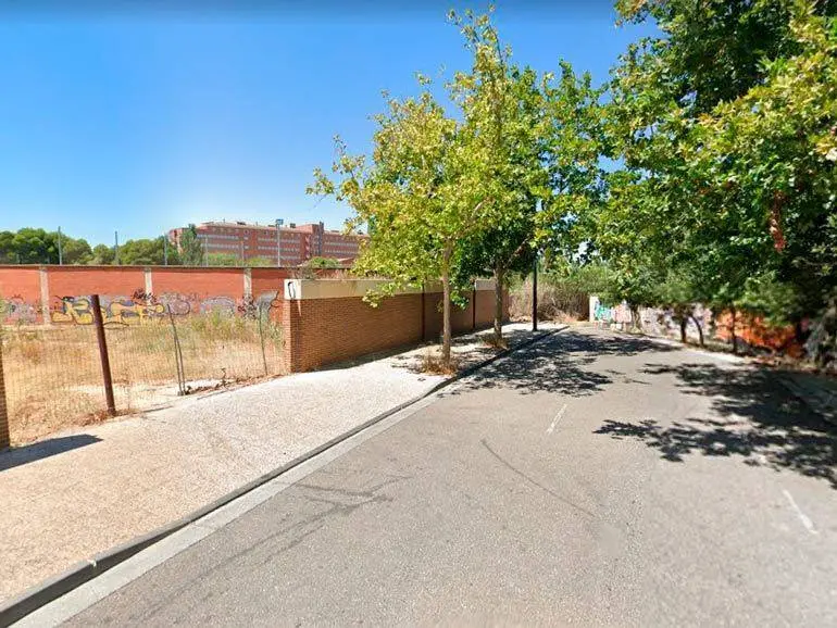 La petici&oacute;n vecinal es que la calle Hayedo conecte con la calle Nuestra Se&ntilde;ora de los &Aacute;ngeles