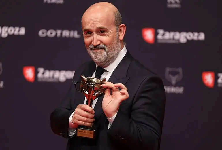 El actor Javier C&aacute;mara se hizo con el Feroz a mejor actor protagonista en una serie, uno de los tres que se llev&oacute; "Venga Juan". Foto: Laura Trives