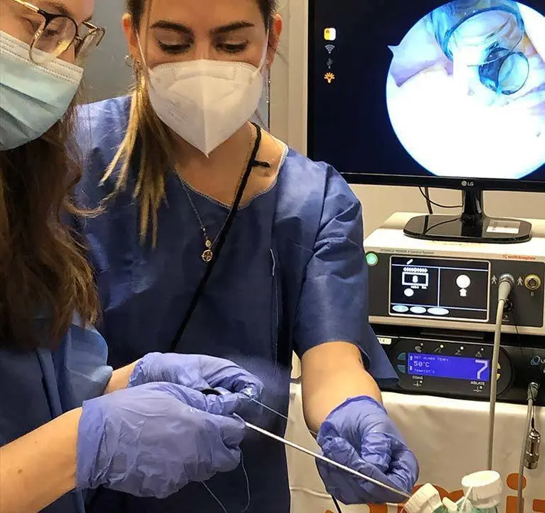 Alrededor de 130 profesionales de Enfermer&iacute;a y Traumatolog&iacute;a han ampliado su formaci&oacute;n en MAZ con el VI Curso B&aacute;sico Te&oacute;rico-Pr&aacute;ctico de Artroscopia de Hombro
