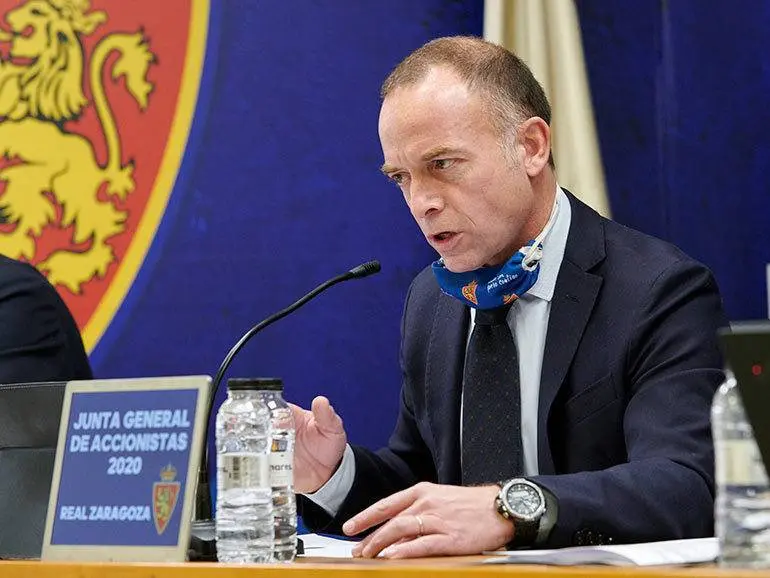Lapetra, hijo del &ldquo;magn&iacute;fico&rdquo; Carlos Lapetra y empleado del Grupo Henneo (Heraldo de Arag&oacute;n), accedi&oacute; a la Presidencia del Real Zaragoza en julio de 2014