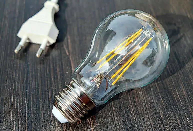 Desde el Gobierno se&ntilde;alan que siguen apostando por la revisi&oacute;n de precios de la energ&iacute;a 