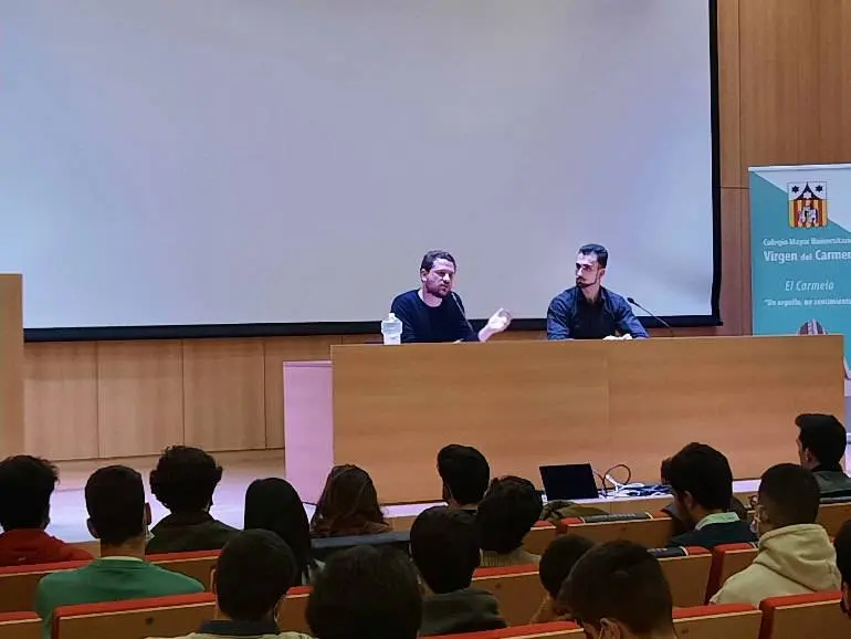 Ha presentado este mi&eacute;rcoles en Zaragoza su nuevo libro "El reba&ntilde;o"