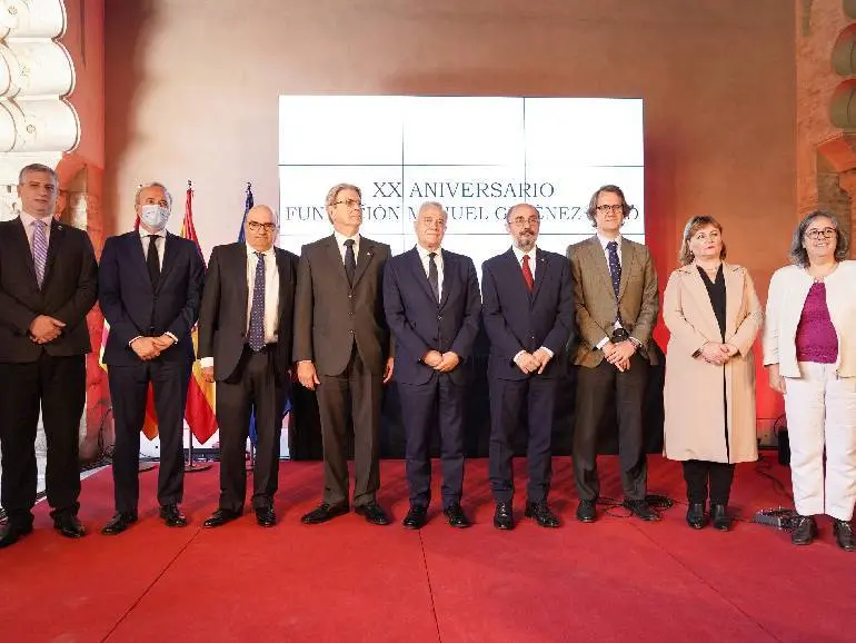 Las Cortes han recordado, porque no olvidan, aquellas muertes que &ldquo;han servido para algo&rdquo;.