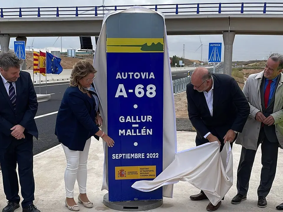 Inauguraci&oacute;n del tramo de la A-68 entre Gallur y Mall&eacute;n