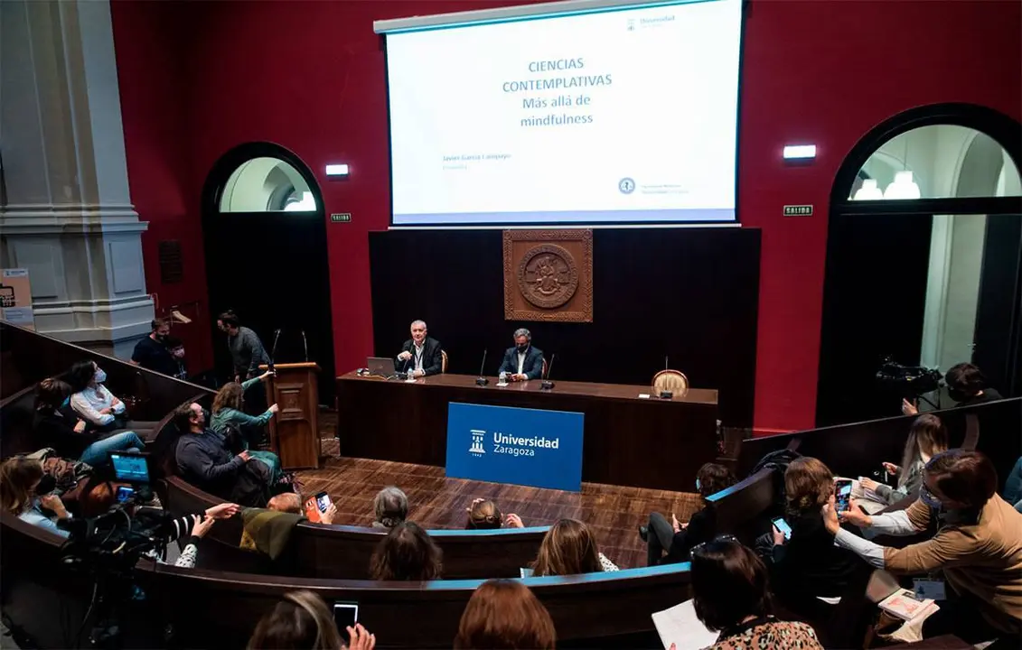 presentaci&oacute;n del primer congreso de ciencias contemplativas en Zaragoza