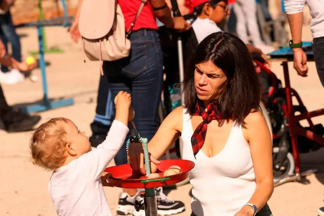 Ni&ntilde;os jugando en Expo R&iacute;o y Juego