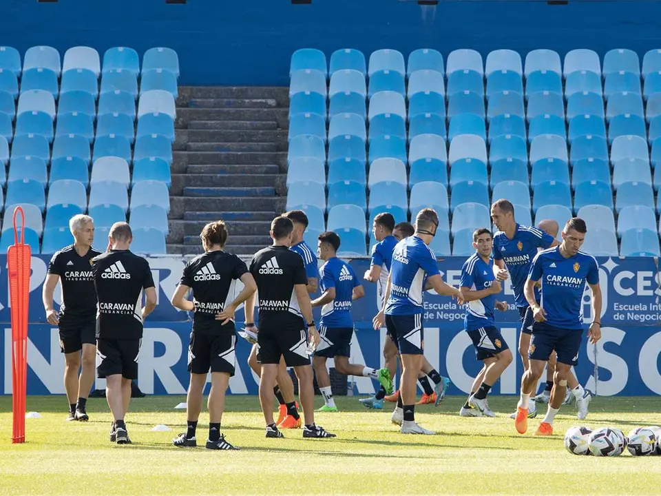 Carcedo entrena en La Romareda