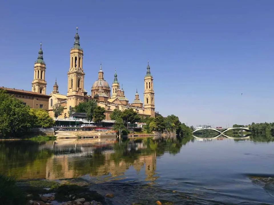 basilica del pilar de zaragoza