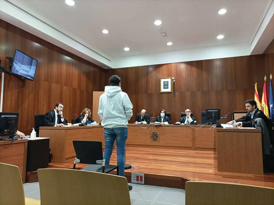 Fiscal&iacute;a y acusaci&oacute;n piden para el hombre un total de 30 a&ntilde;os de prisi&oacute;n por abuso sexual