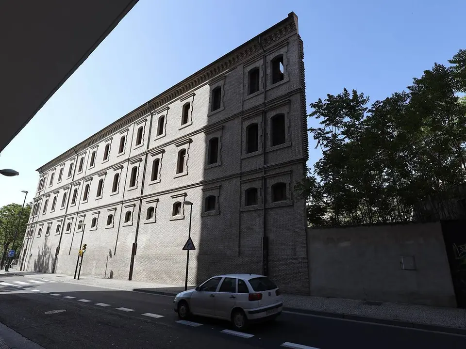 Fachada del Albergue municipal