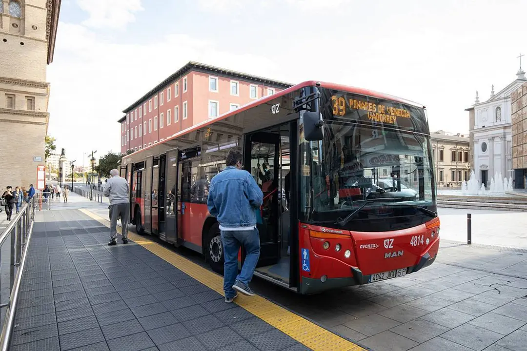Autobus urbano en Zaragoza