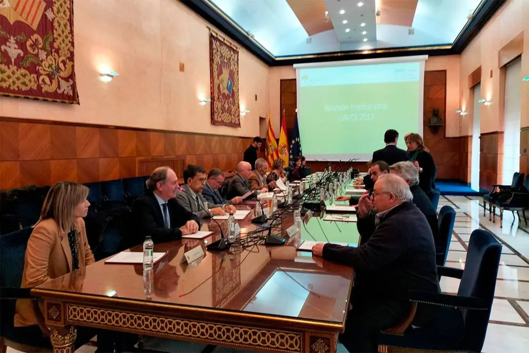 Los integrantes del encuentro celebrado en la Delegaci&oacute;n del Gobierno en su reuni&oacute;n interprofesional anual