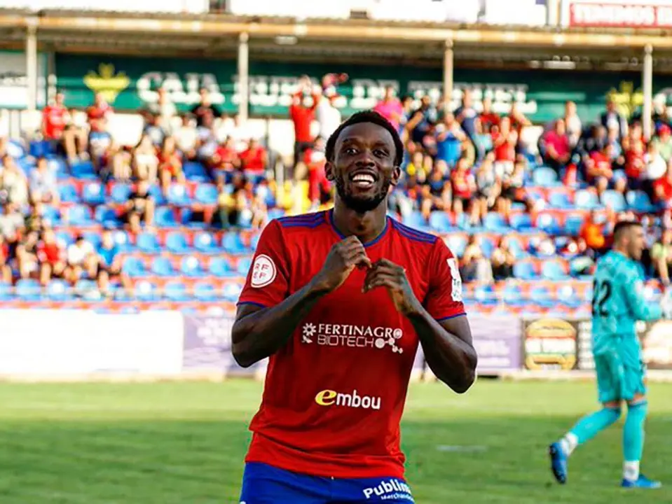 Eman&aacute; celebra un gol