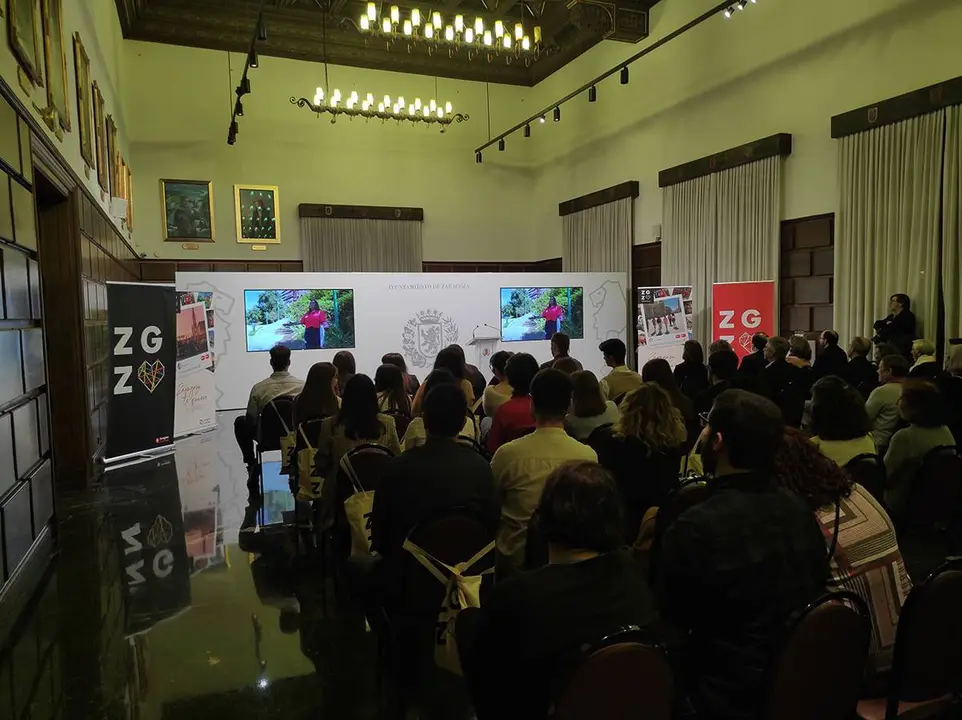 homenaje informadores tur&iacute;sticos de Zaragoza