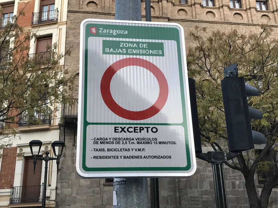 Se&ntilde;al de Zona de Bajas Emisiones