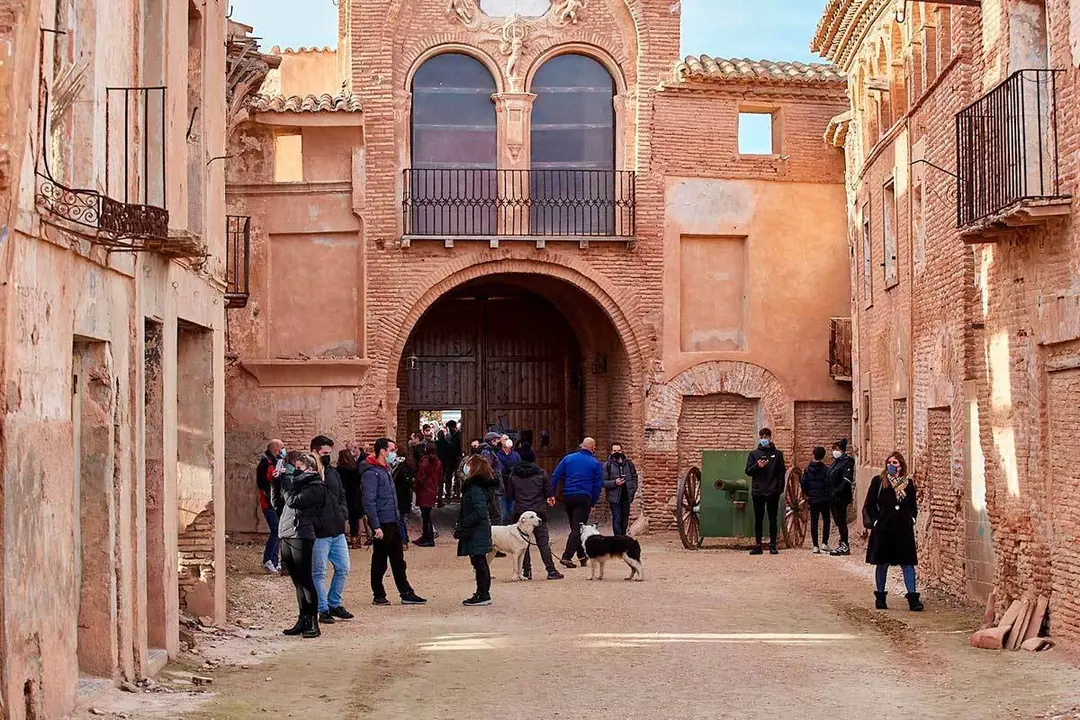 visita guiada en el Pueblo Viejo de Belchite