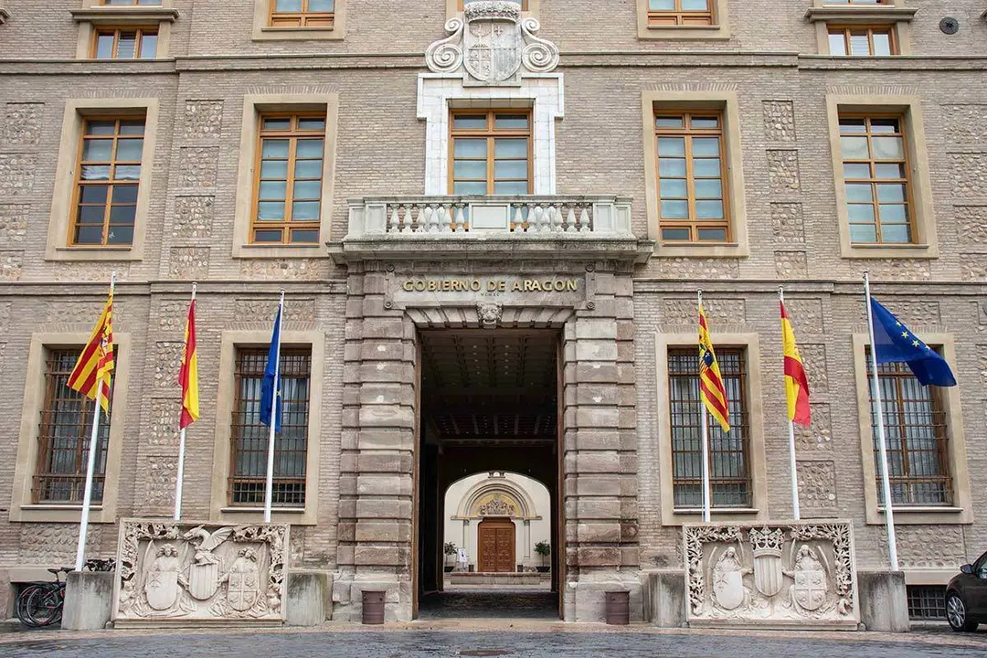 UGT y CCOO aseguran que seguir&aacute;n "vigilantes"