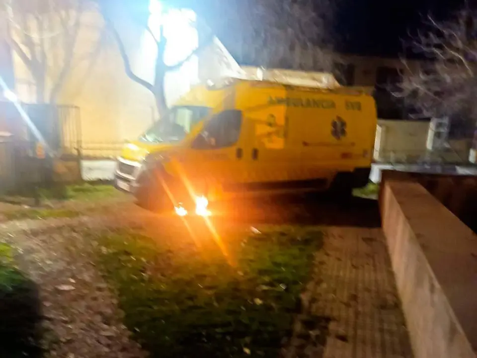 Hasta 21 veh&iacute;culos han sufrido da&ntilde;os en ruedas, lunas o retrovisores