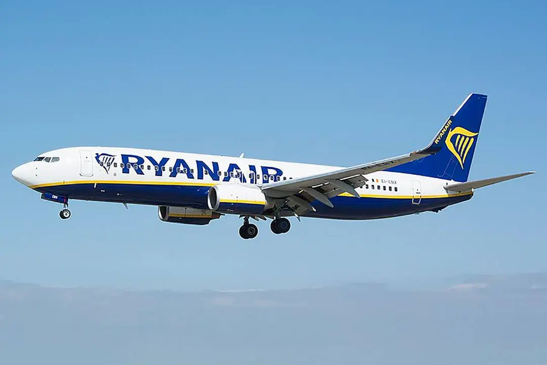 Avi&oacute;n Ryanair