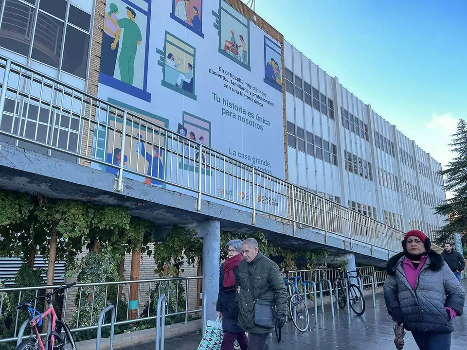 Adem&aacute;s, Repoll&eacute;s ha asegurado que no tienen pensada la reapertura de las urgencias pedi&aacute;tricas del Royo Villanova | Foto: Laura Trives