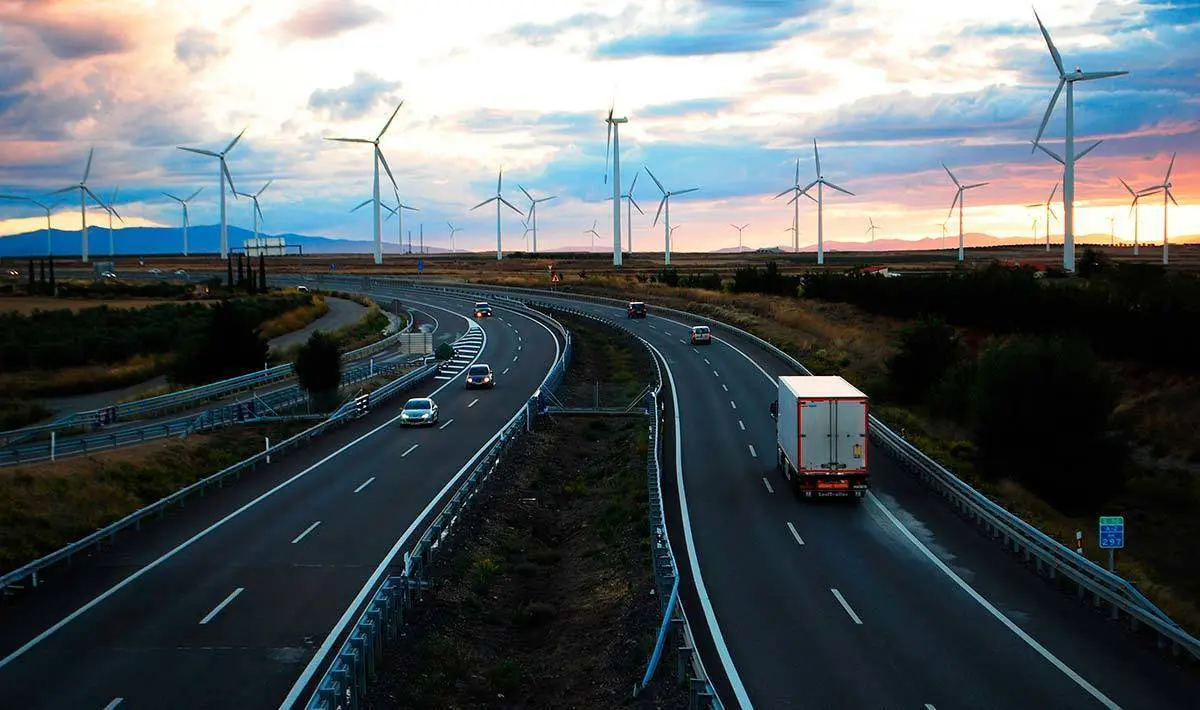 El sector Transporte y Almacenamiento registra la menor brecha, con un 4,29%