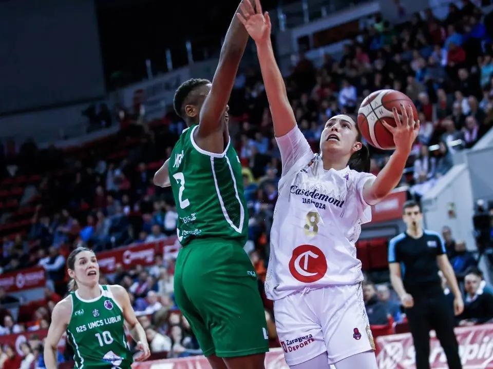 Casademont femenino consigue el pase a cuartos tras un partido muy trabajado