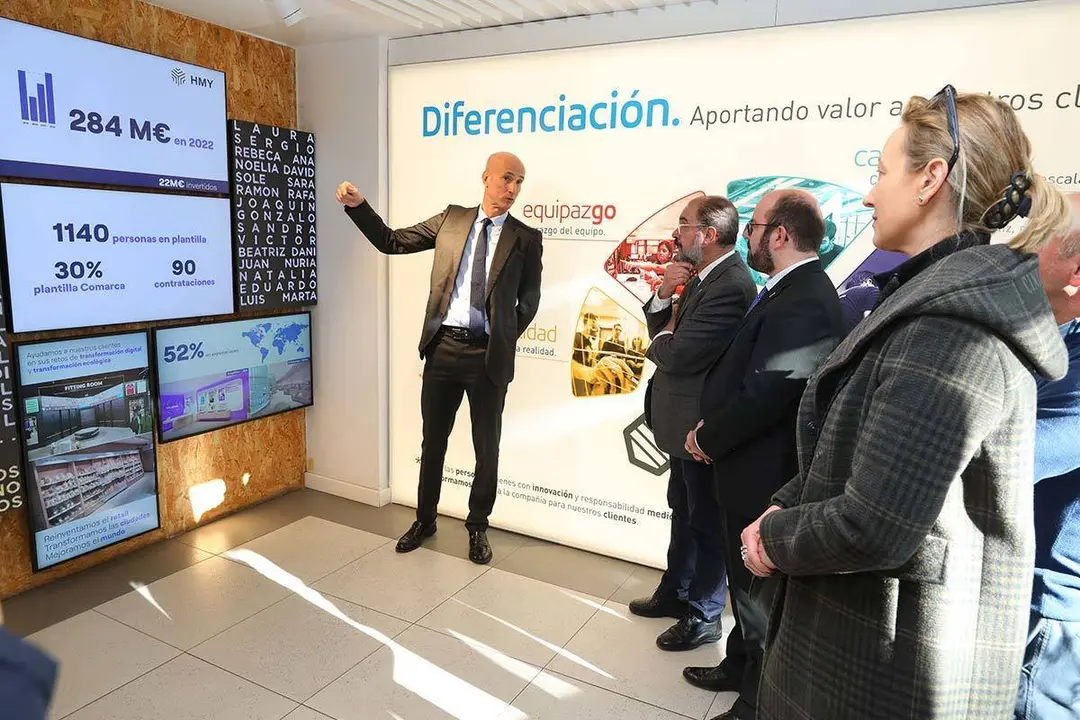 El presidente de Arag&oacute;n, Javier Lamb&aacute;n, y la consejera de Econom&iacute;a, Planificaci&oacute;n y Empleo, Marta Gast&oacute;n, han visitado la planta de HMY Yudigar de Cari&ntilde;ena