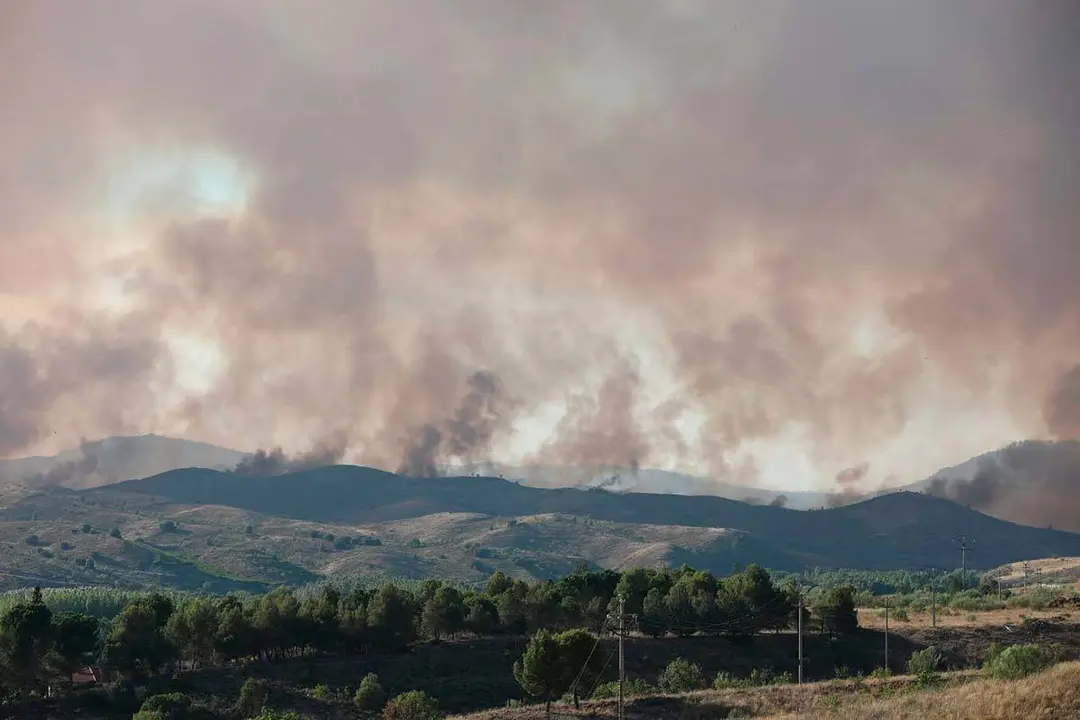 Los incendios forestales y la movilidad por las vacaciones provocaron un verano muy agitado